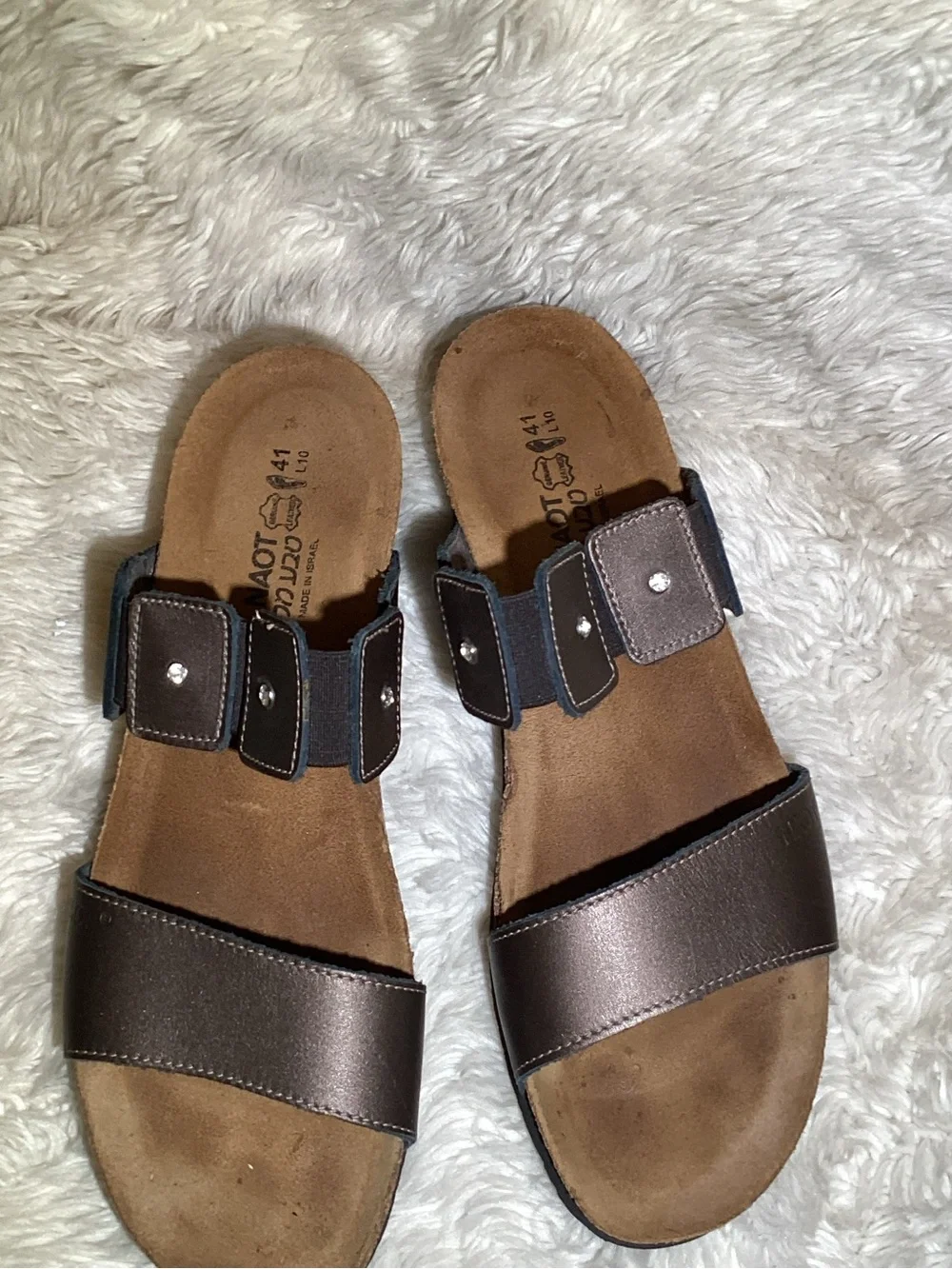 Naot Ashley Brown Two-Band Slide Sandals size 10